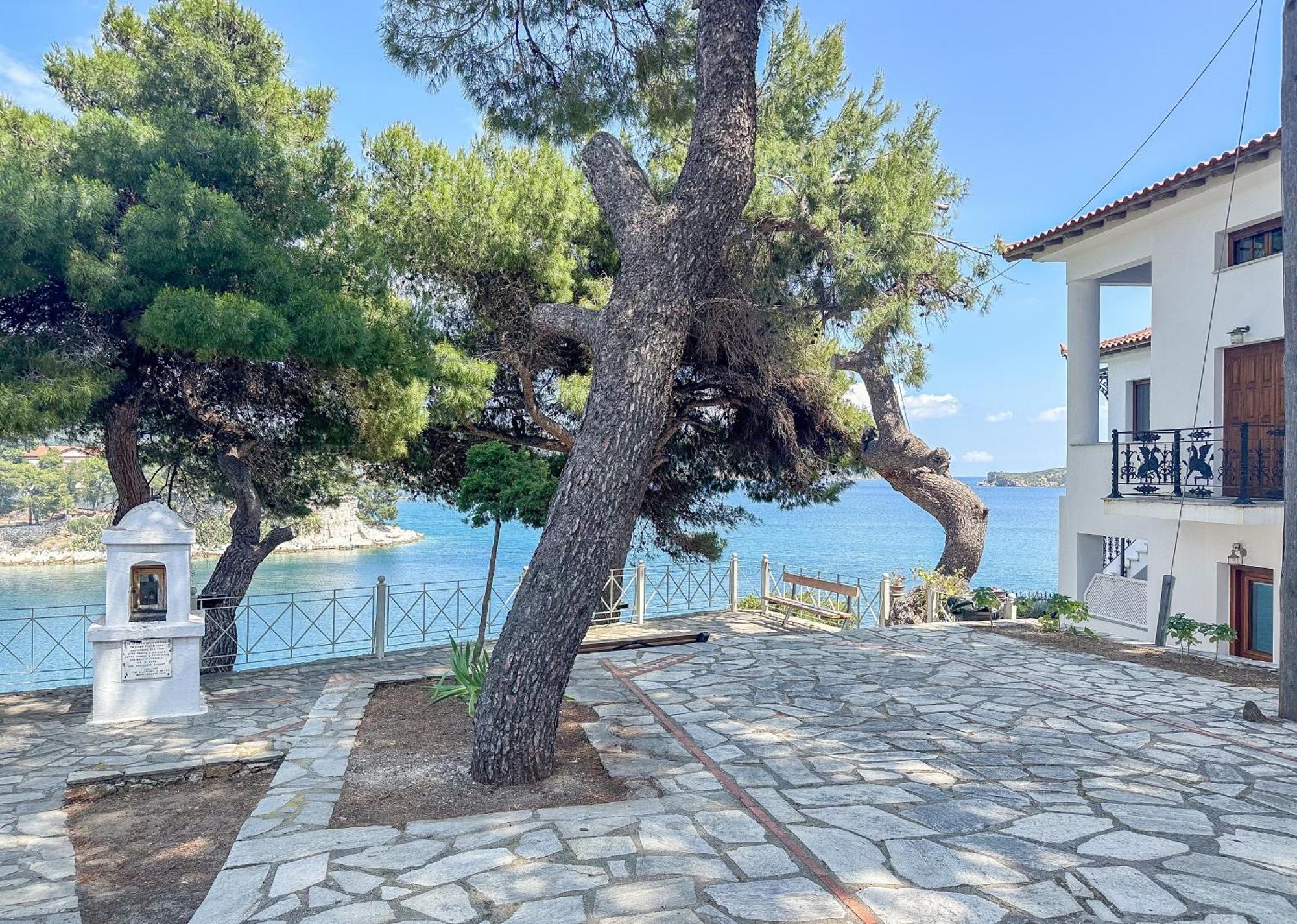 Ourania'S Mansion Hotel Skiathos-stad Buitenkant foto
