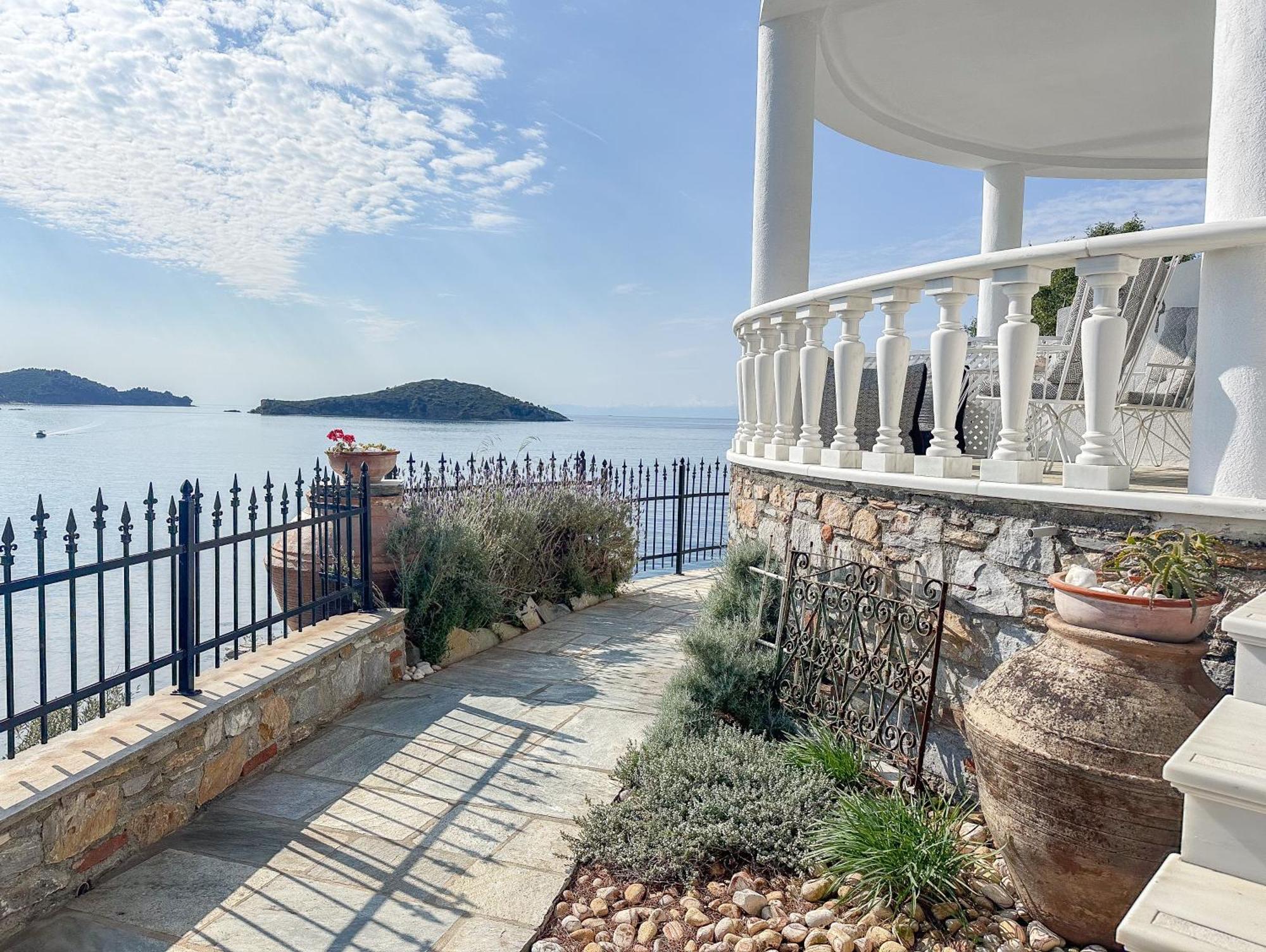 Ourania'S Mansion Hotel Skiathos-stad Buitenkant foto